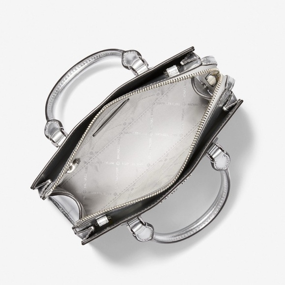 SOLD‼️Michael Kors Lizard Embossed Small Sheila
Satchel / Crossbody - Picture 9 of 9